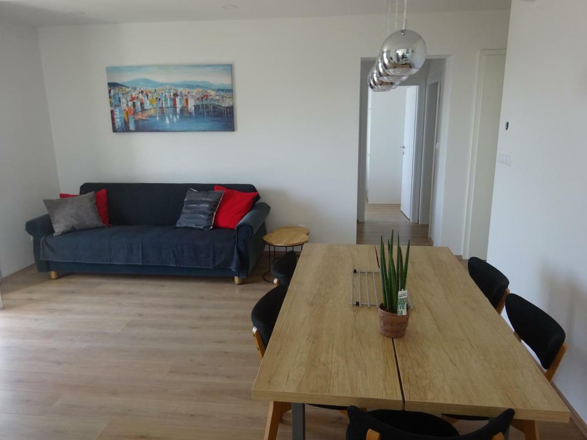 Apartment Duce Omiš Dış mekan fotoğraf